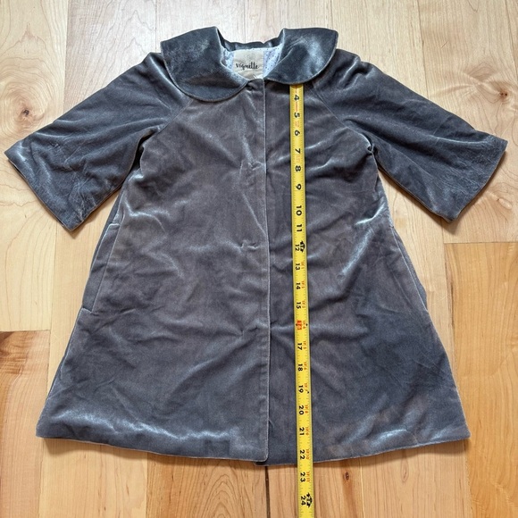 NEW Vignette Jane Gray Silver Velvet Coat with Peter Pan Collar - Picture 7 of 10